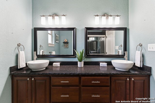 Image 20 of 45 For 222 Longwood