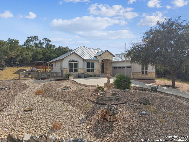 Image 3 of 45 For 222 Longwood