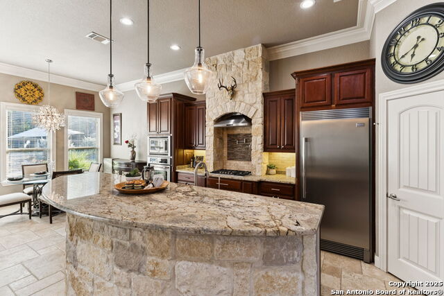 Image 7 of 45 For 222 Longwood