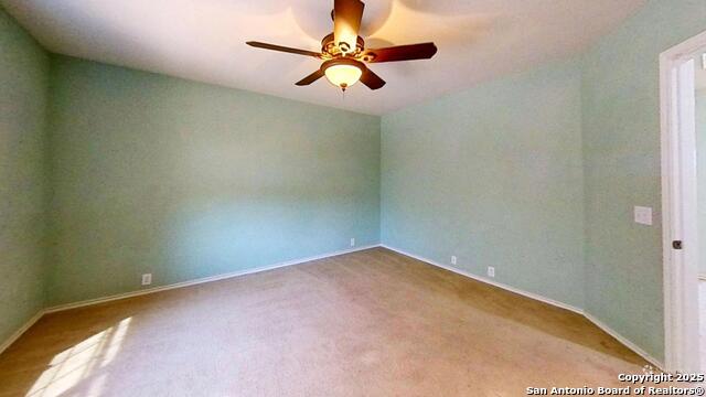 Listing photo id 9 for 5213 Brookline