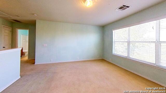 Listing photo id 4 for 5213 Brookline