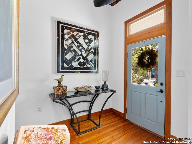 Image 4 of 43 For 211 Devine Street