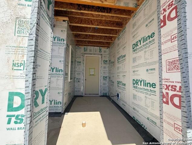 Image 5 of 9 For 113 Bigtooth Maple Ln