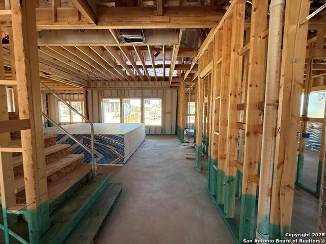 Image 8 of 9 For 113 Bigtooth Maple Ln