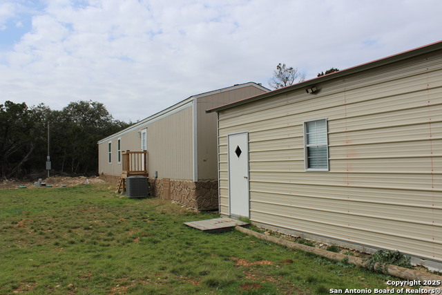 Image 23 of 26 For 846 Inglewood