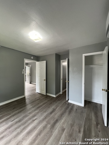 Image 10 of 16 For 1723 Mayfield Blvd W 4