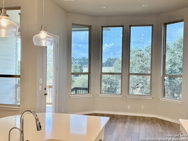 Listing photo id 10 for 1567 Terrys Gate