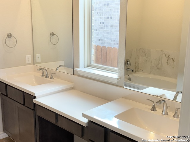 Listing photo id 16 for 1567 Terrys Gate