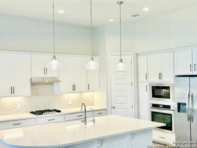 Listing photo id 7 for 1567 Terrys Gate