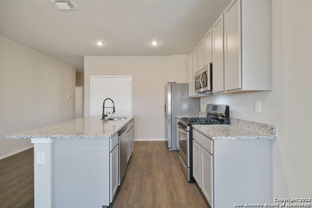 Image 12 of 25 For 10107 Abrams View