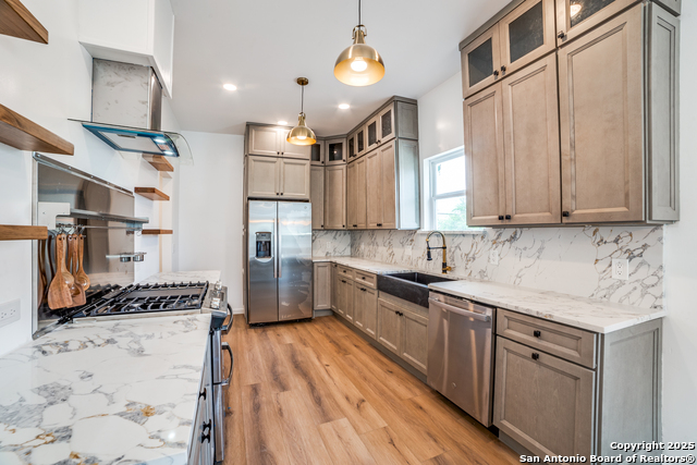 Image 10 of 24 For 824 Elmwood