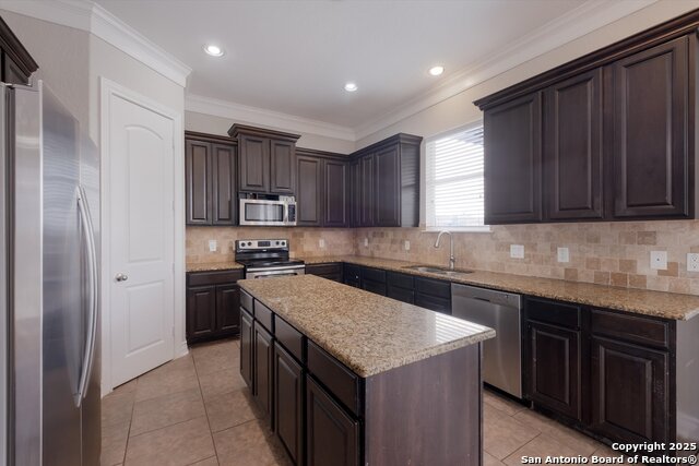 Image 6 of 28 For 11338 Begonia Rock