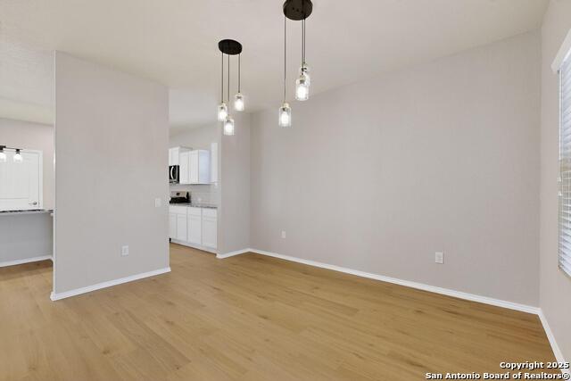 Listing photo id 10 for 11527 Tiger Woods