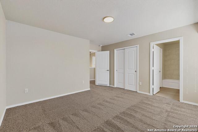 Listing photo id 21 for 11527 Tiger Woods