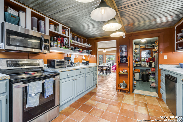 Image 15 of 25 For 207 Cherokee