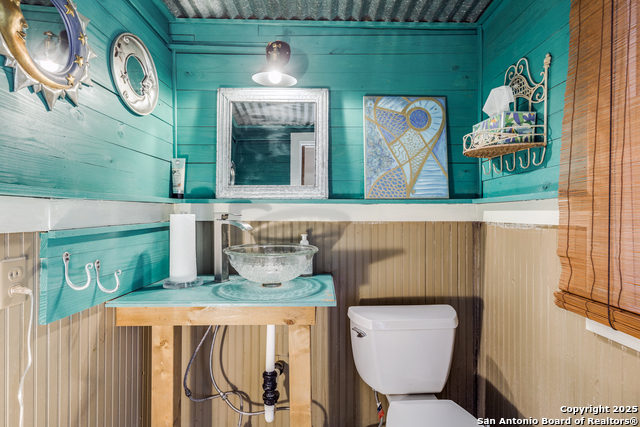 Image 16 of 25 For 207 Cherokee