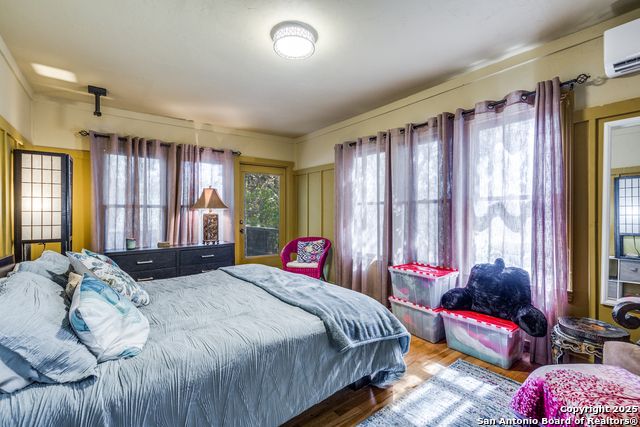 Image 18 of 25 For 207 Cherokee