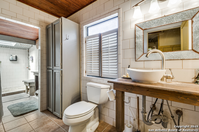 Image 20 of 25 For 207 Cherokee