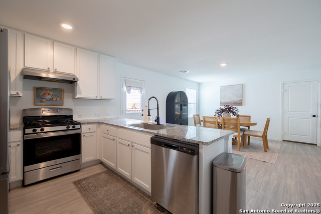 Image 12 of 23 For 4411 Glades Way