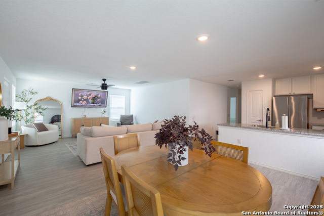 Image 7 of 23 For 4411 Glades Way