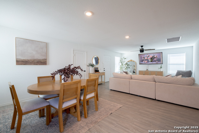 Image 8 of 23 For 4411 Glades Way