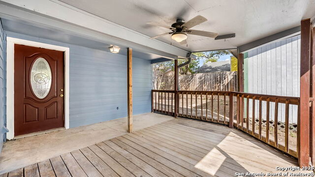 Image 16 of 20 For 9347 Lands Point