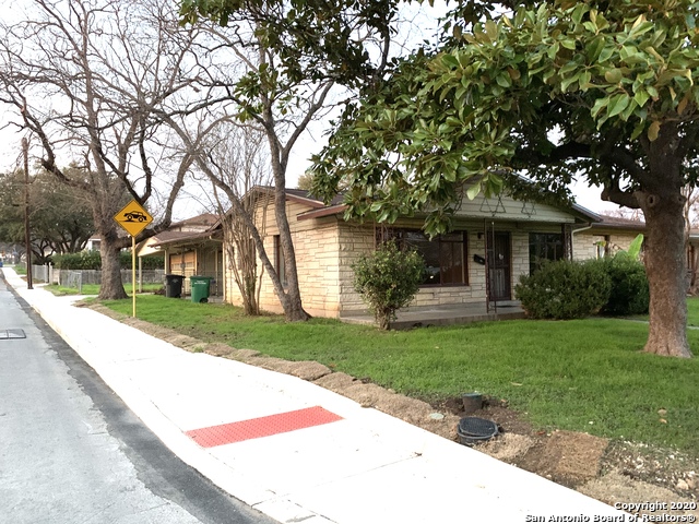 Image 14 of 16 For 69 Vaughan Pl