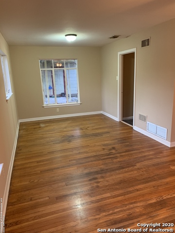 Image 6 of 16 For 69 Vaughan Pl