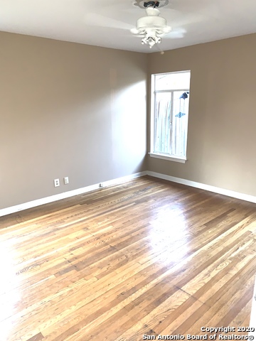 Image 8 of 16 For 69 Vaughan Pl