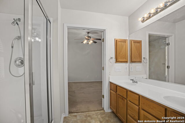 Listing photo id 17 for 9006 Granberry Pass