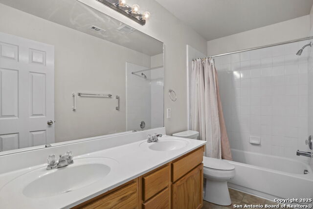 Listing photo id 25 for 9006 Granberry Pass