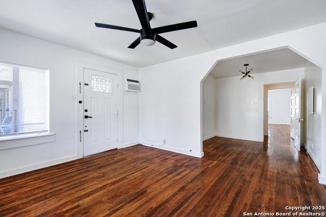 Image 5 of 17 For 522 Myrtle E