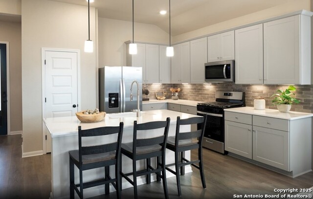 Image 3 of 9 For 1615 Bartlett Square