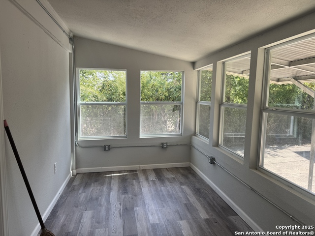 Image 12 of 13 For 108 Robert E Lee  1