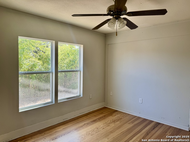 Image 8 of 13 For 108 Robert E Lee  1