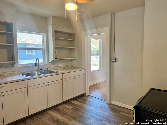 Image 9 of 13 For 108 Robert E Lee  1