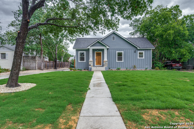 Image 2 of 25 For 140 Harmon