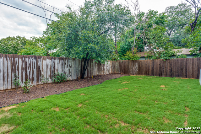 Image 23 of 25 For 140 Harmon