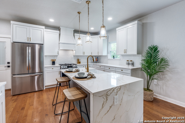 Image 8 of 25 For 140 Harmon