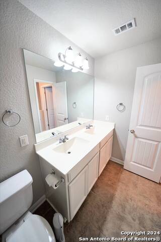 Image 41 of 50 For 10209 Shawnee