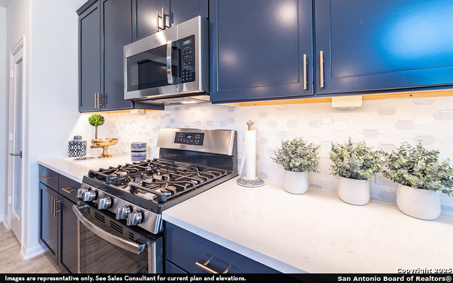 Listing photo id 5 for 12831 Hush Drive