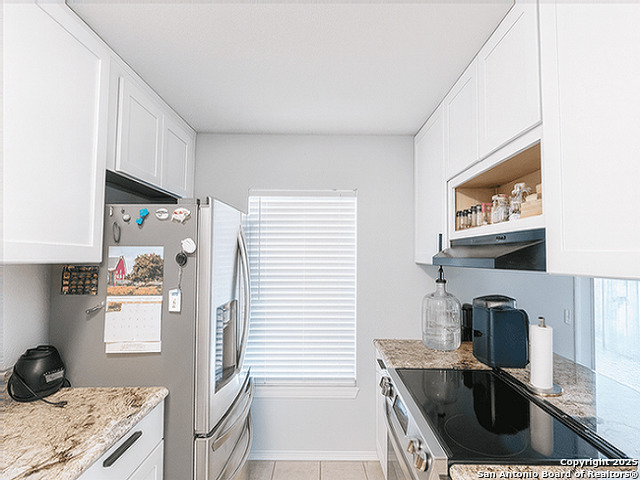 Image 3 of 17 For 9755 Hidden Falls