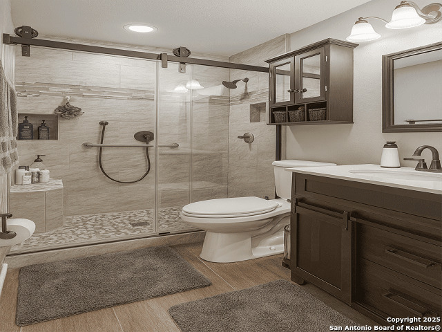 Image 7 of 17 For 9755 Hidden Falls