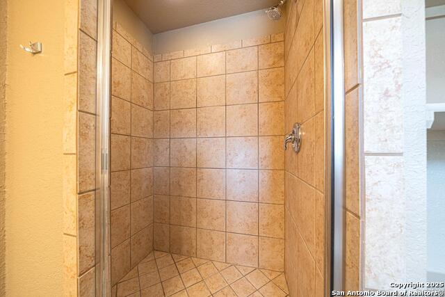 Image 17 of 37 For 7403 Hazel  