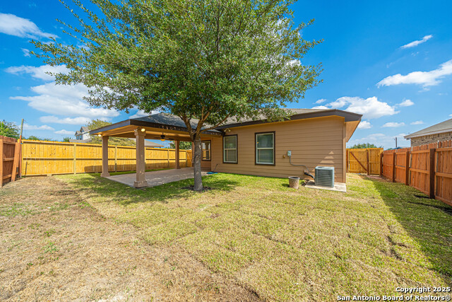 Image 30 of 37 For 7403 Hazel  