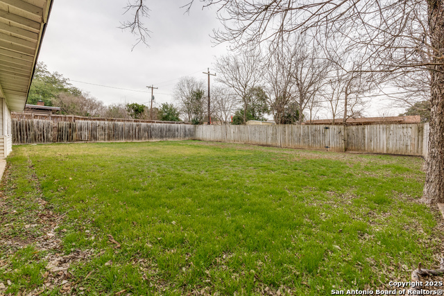 Image 24 of 24 For 4302 Waikiki Dr