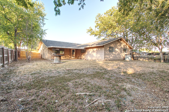 Image 31 of 32 For 6506 Robin