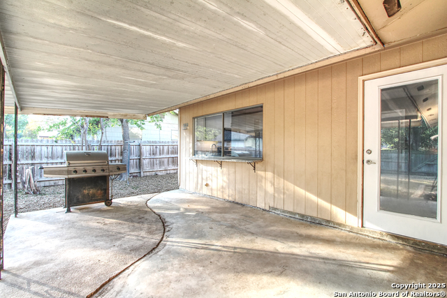 Image 32 of 32 For 6506 Robin