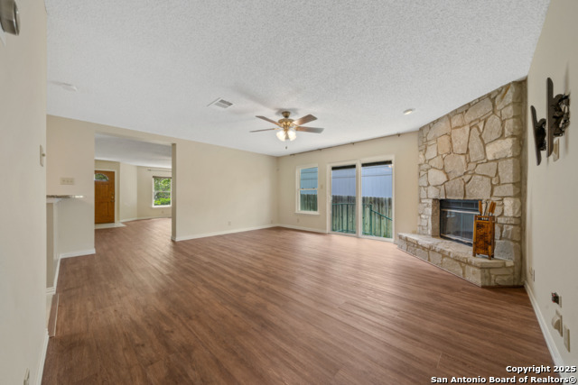 Image 14 of 28 For 4527 Stradford Place