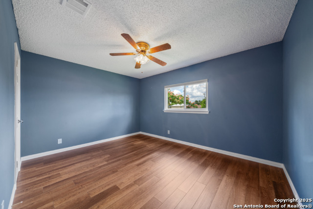 Image 25 of 28 For 4527 Stradford Place